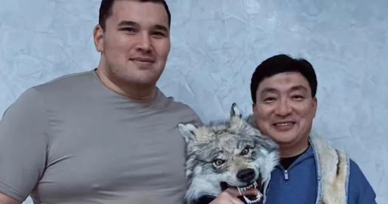 Қазақстан барысы Тоқтар Серіковке ерекше сыйлық берді