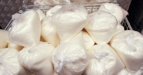 Цены на куриное мясо и сахар зафиксируют в Алматы