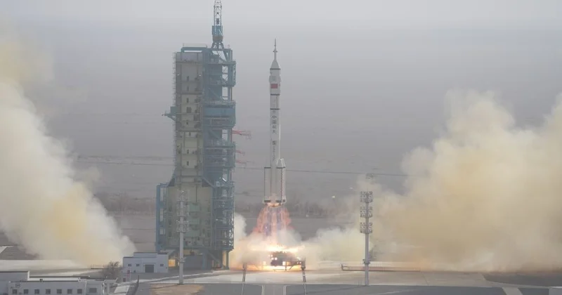 Қытай Шэньчжоу 22 ғарыш кемесін ұшырды