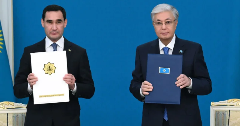 Тоқаев пен Бердімұхамедов Бірлескен мәлімдемеге қол қойды