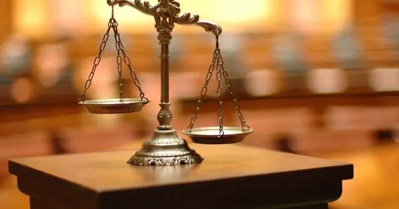 "Проявил преступную халатность". В суде зачитали новый обвинительный акт по делу о ДТП в Абайской области