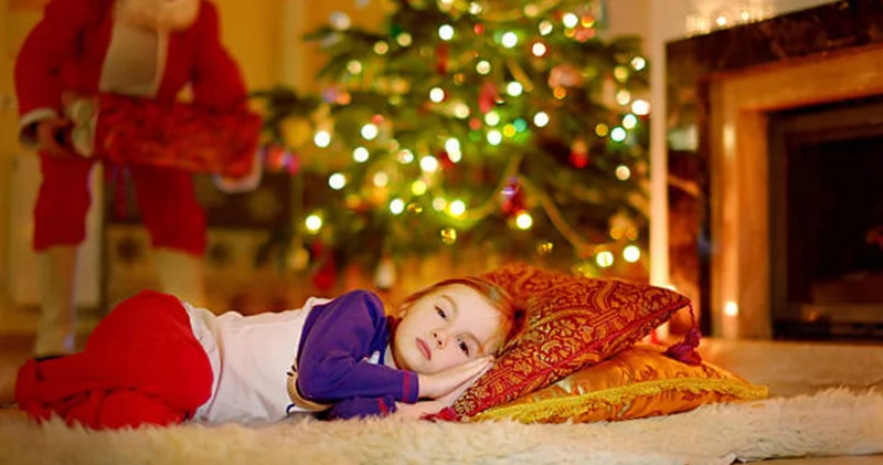 Жаңа жылдың құпиясы : Аяз Ата қандай елге ұзақ қонақ болады, сыйлықты қалай таратады?