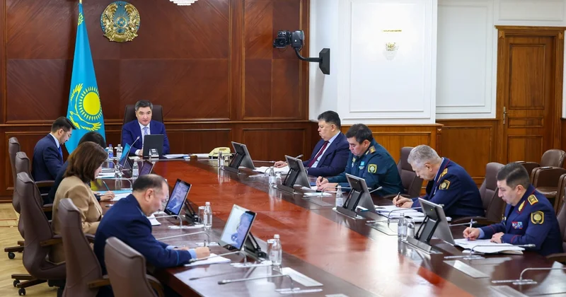 Олжас Бектенов алдағы мерекеде ішкі істер органдарына қоғамдық тәртіпті қорғауды тапсырды