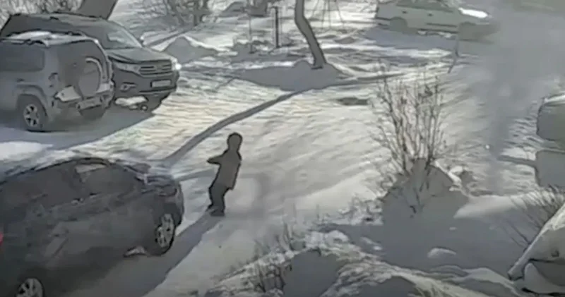 Шығыс Қазақстанда жүргізуші 6 жастағы баланы көлікпен қағып, қашып кеткен