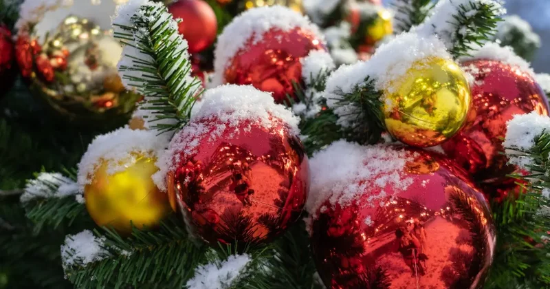 От баурсаков до бьющейся посуды: как Казахстан и мир встречают Новый год