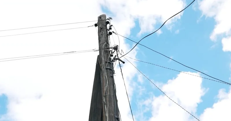 Ақтөбеде 70 мың электр бағанасы тозып тұр