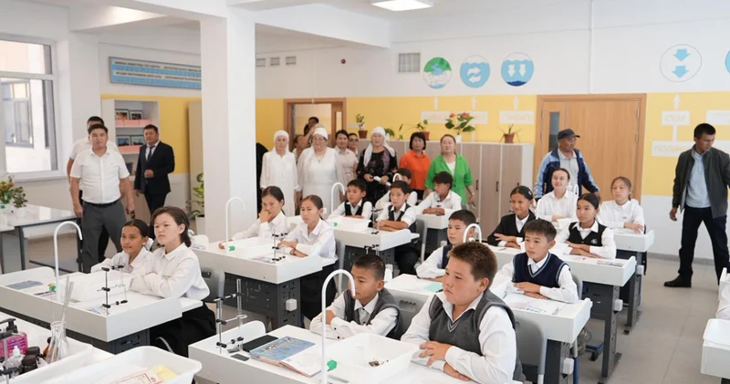 Шардарадағы Келешек мектеп : үйірме жұмыстары оқушы дамуының негізгі тірегі