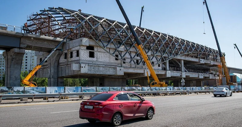 ЛРТ и двухуровневая дорога в Астане: Токаев дал поручения