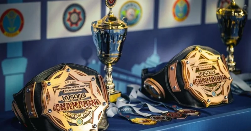 Күштік құрылымдар спортшылары Астанада қоян қолтық ұрыстан бақ сынады