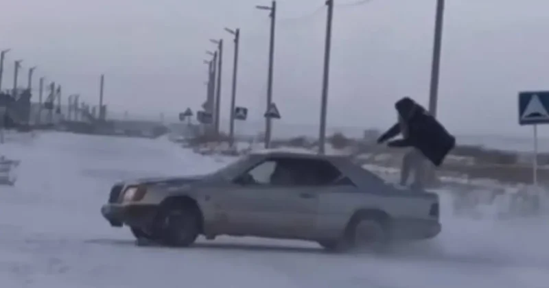 Ехал с человеком, стоящим на машине: из за ролика в Instagram наказали водителя в Акмолинской области