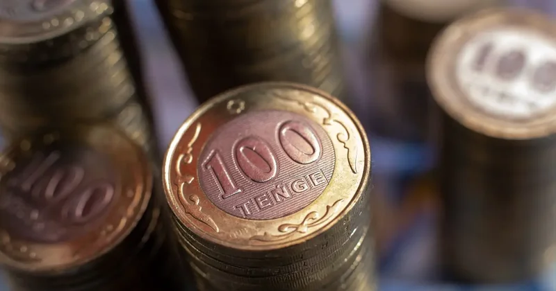 "Желаем, чтобы меньше снимали". О возможности введения запрета на снятие пенсионных для лечения высказались в Нацбанке