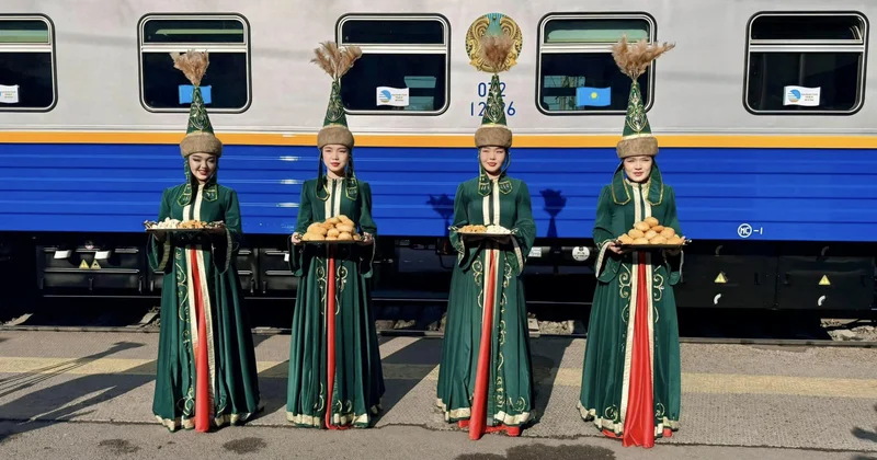Zhibek Zholy туристік пойызы: Билет бағасы қанша, бағыты қандай?