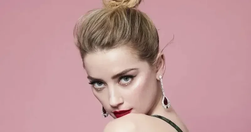 Джонни Депптің экс жұбайы Эмбер Херд ажырасқаннан кейін Голливудтағы мансабы қалай күйрегенін айтып берді