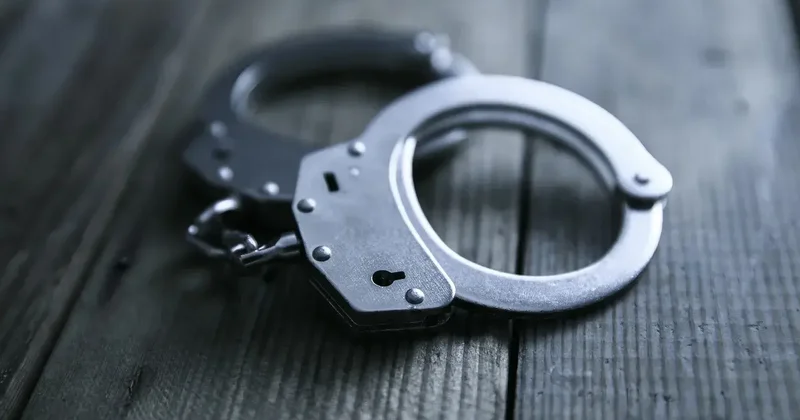 Жителя Астаны арестовали за агрессию в отношении девушки, полиция проверит его действия на сталкинг