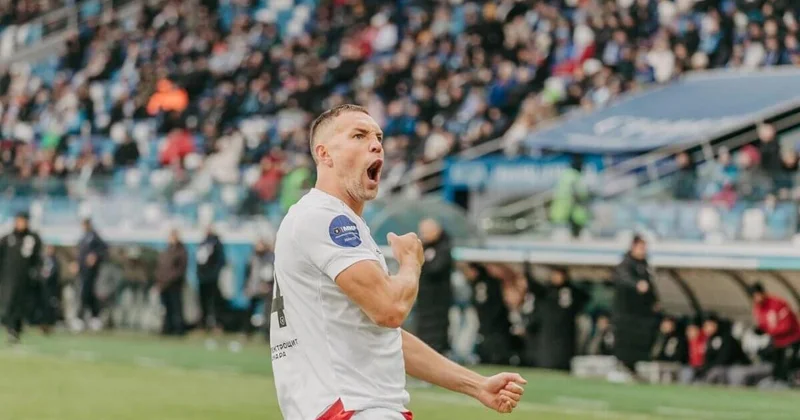 Казахстан мне неинтересен Дзюба о возможном переходе в Кайрат