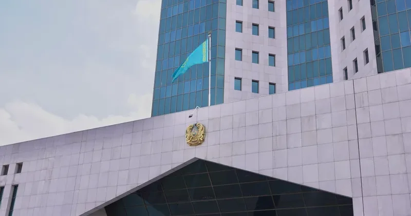 Президент пен Құрылтай арасындағы тепе теңдік қалай қалыптастырылады Әділет министрі түсіндіріп берді