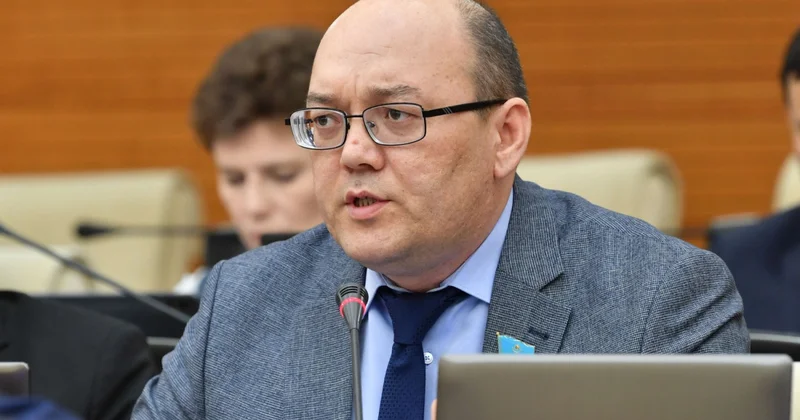 Асхат Рахимжанов: Конституциялық реформа бұл қоғамның нақты сұраныстарына жауап