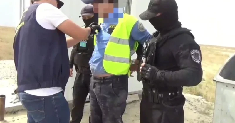 Шесть человек подозревают в организации интернет наркошопа в Атырау (видео)