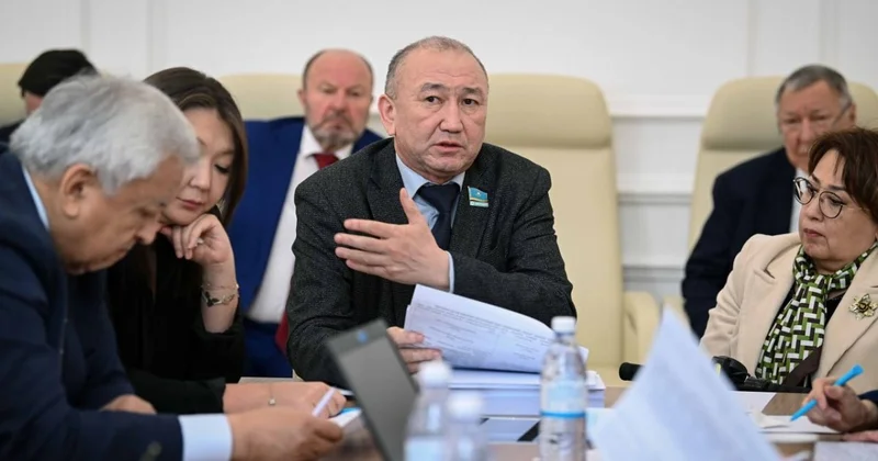 Защита персональных данных должна быть закреплена в Конституции Марат Башимов