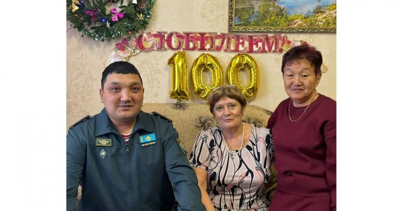 Ғасыр жасаған соғыс ардагерін құттықтады