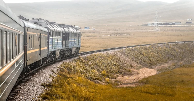 Шестеро казахстанцев похищали грузы на железной дороге Китай Европа