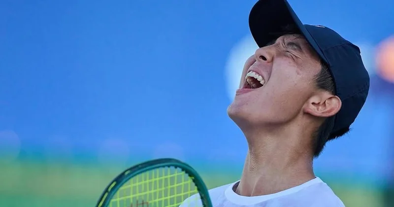 Казахстанский теннисист поборется за выход в четвертьфинал юниорского Australian Open