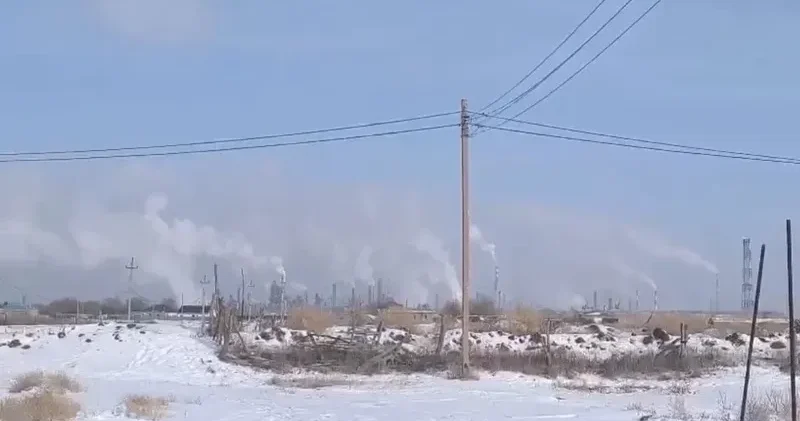 Атырау тұрғындары күкірттің өткір иісіне шағымдануда: тексеру нәтижелері не көрсетті