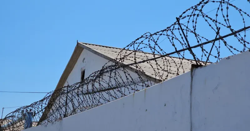 Атыраудағы ерлер түрмесінде өрт шықты: бір сотталған жарақат алды