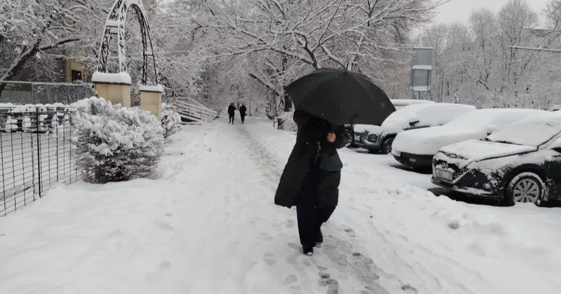 Морозы до минус 35 и осадки: циклон накрывает Казахстан