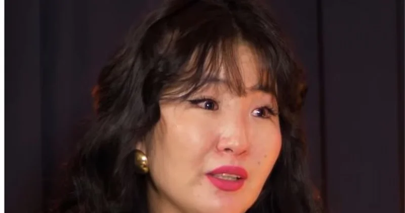 Енемнің аяғын жуып, батасын алғым келеді: актрисаның сөзі қызу талқыға түсті (видео)