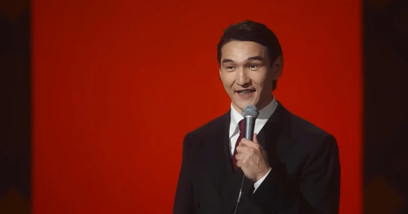 Ресейге қайтуды жоспарлап отырмын : Әзілкеш Нұрлан Сабуров Пхукетте концерт берді