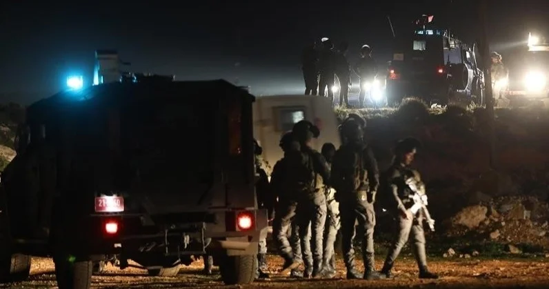 Израильдік қоныстанушылар Батыс жағалауда палестиналықтардың көліктерін өртеп жатыр