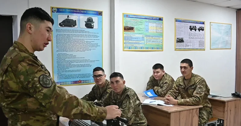 Келісімшарт негізіндегі әскери қызметтің қандай артықшылықтары бар?