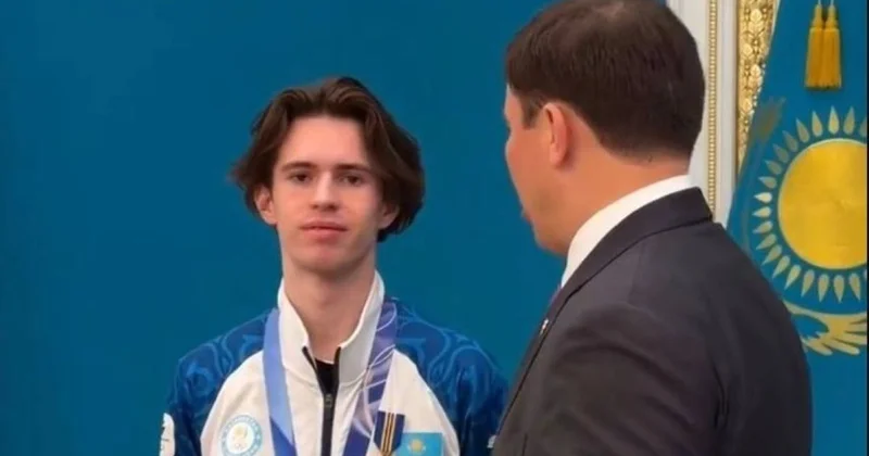 Как старший брат : в соцсетях появилось трогательное видео поддержки Шайдорова Головкиным