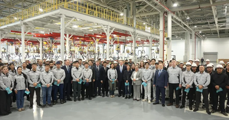 Kia Qazaqstan зауытының ұжымы Конституция жобасына қолдау білдірді