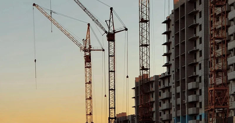 От махинаций со строительством ЖК в Астане пострадали 426 семей: подозреваемых взяли под стражу