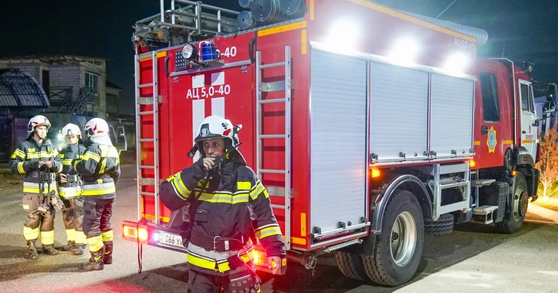 БҚО да 9 жастағы бала екі інісін өрттен құтқарды