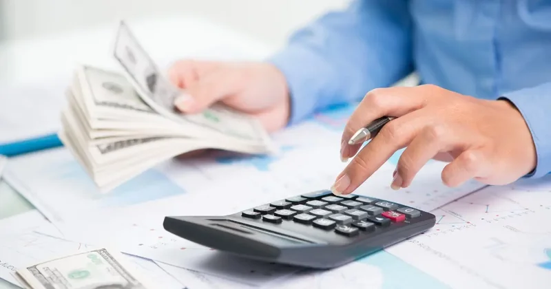 Управление пенсионными деньгами: три частные компании превзошли ЕНПФ по доходности в январе