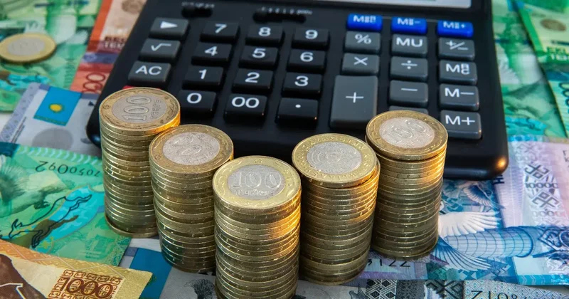 Минимальная зарплата по новой методике в Казахстане: формулу ещё обсуждают