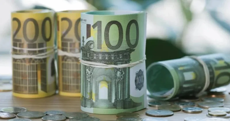 Шетел валютасы қаншадан саудаланып жатыр