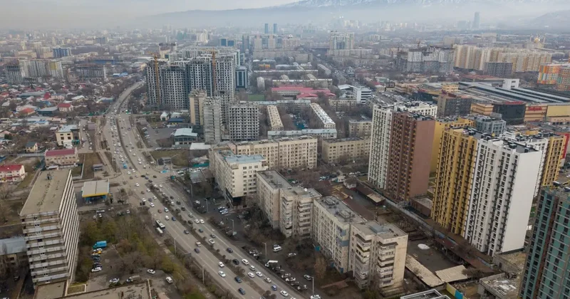 250 км/ч по Аль Фараби: в Алматы проводят рейды из за участившихся ночных гонок