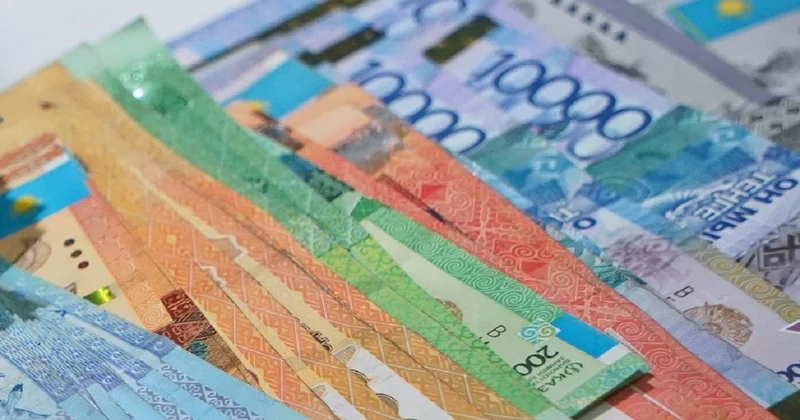 Передавать в управление 100% своих пенсионных вместо 50% предложили в Казахстане