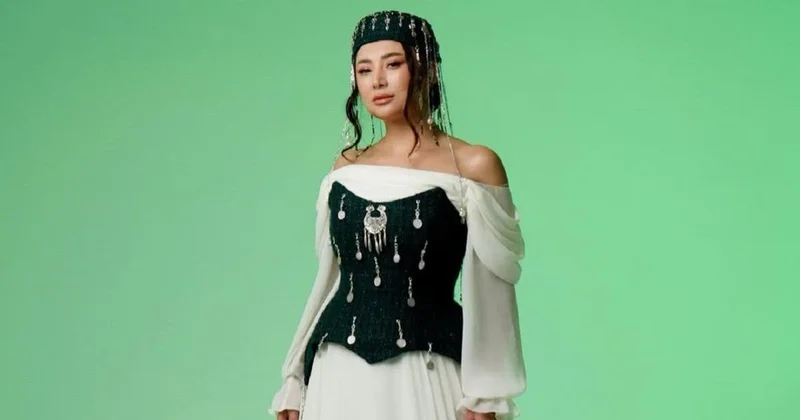 Прикройте плечи : образ Мадины Садвакасовой к Наурызу вызвал неоднозначную реакцию в Сети