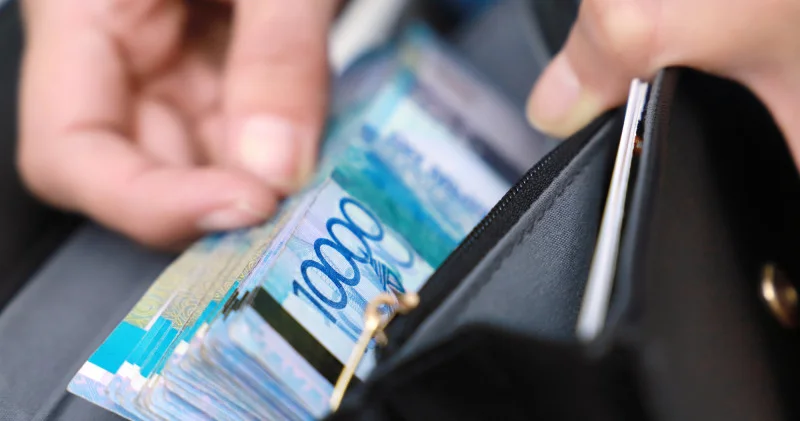 3 айдан кейін қазақстандықтарға несие алу қиындай түседі