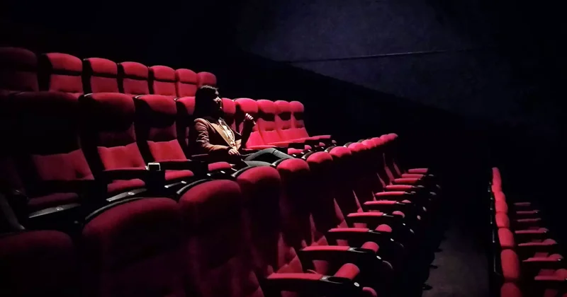 Кіру төлемдерін талап еткен: танымал кинотеатр желісінде заңбұзушылықтар анықталды