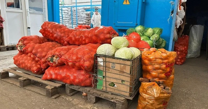 Өскеменнің көтерме базарында көкөніс бағасын негізсіз өсіру фактілері анықталды