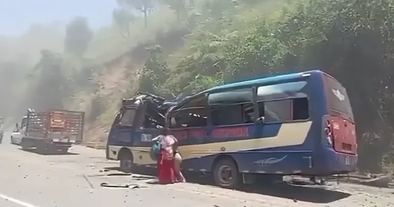 Теракт на шоссе в Колумбии: 14 человек погибли, 38 пострадали