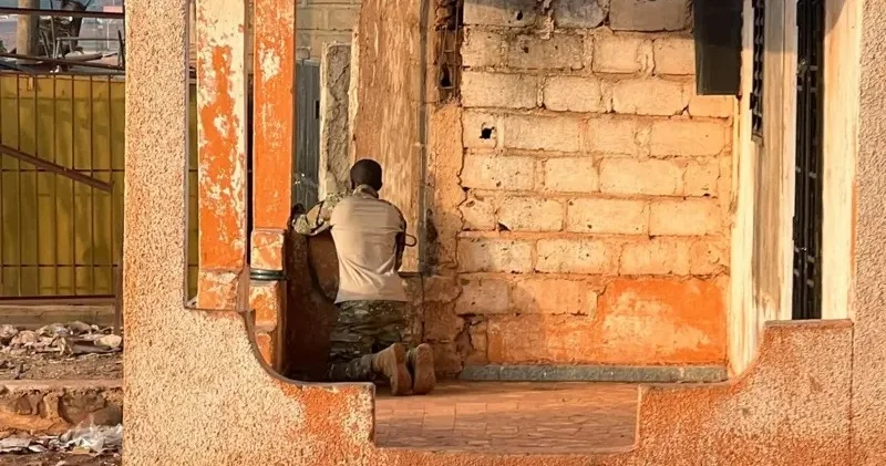 Малиде қарулы топтар жаппай шабуыл бастады