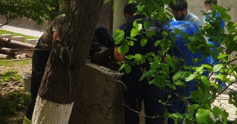 Двухлетняя девочка упала в 24 метровый колодец в Шымкенте