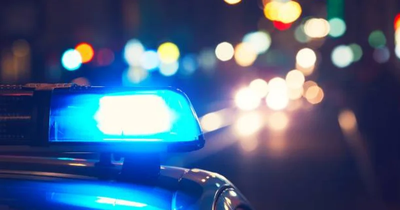 Тежегіші істен шыққан: Алматыда жүк көлігі аударылды